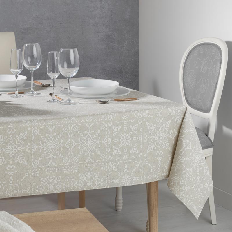 Mariella stain resistant geometric design tablecloth
