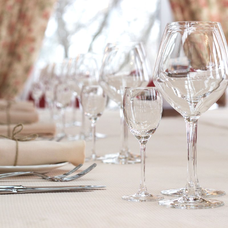 White linen table setting
