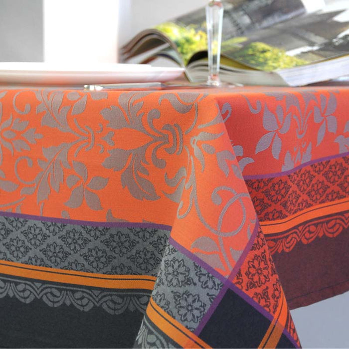 Jacquard Tablecloths