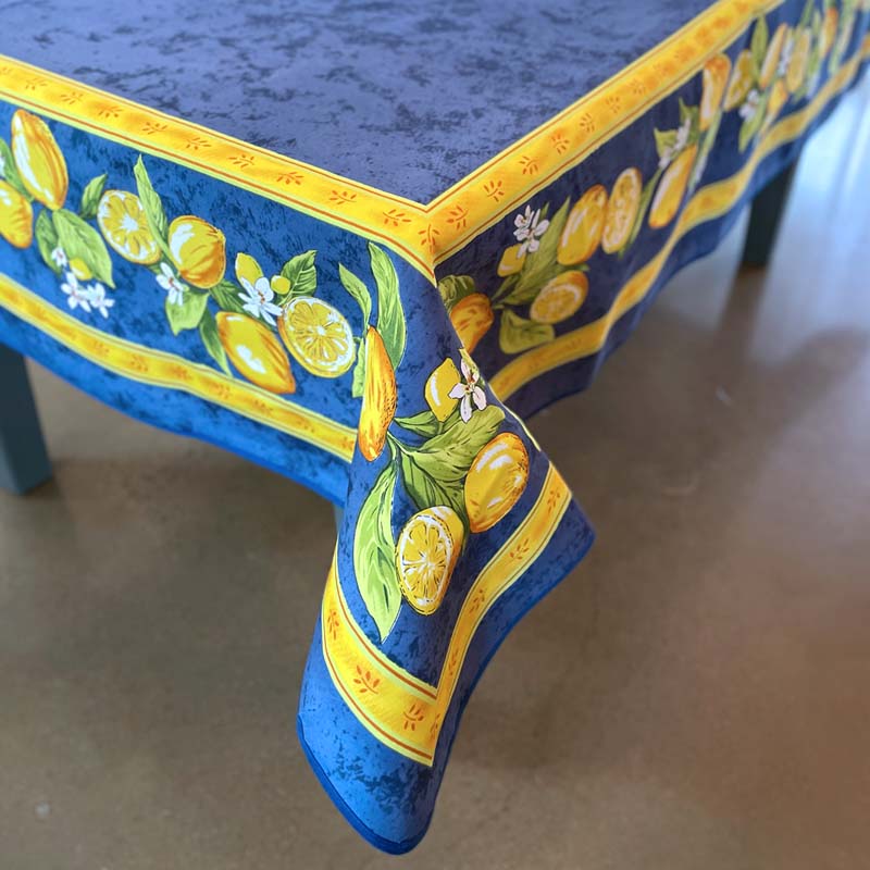 Tablecloth with lemon design on a table