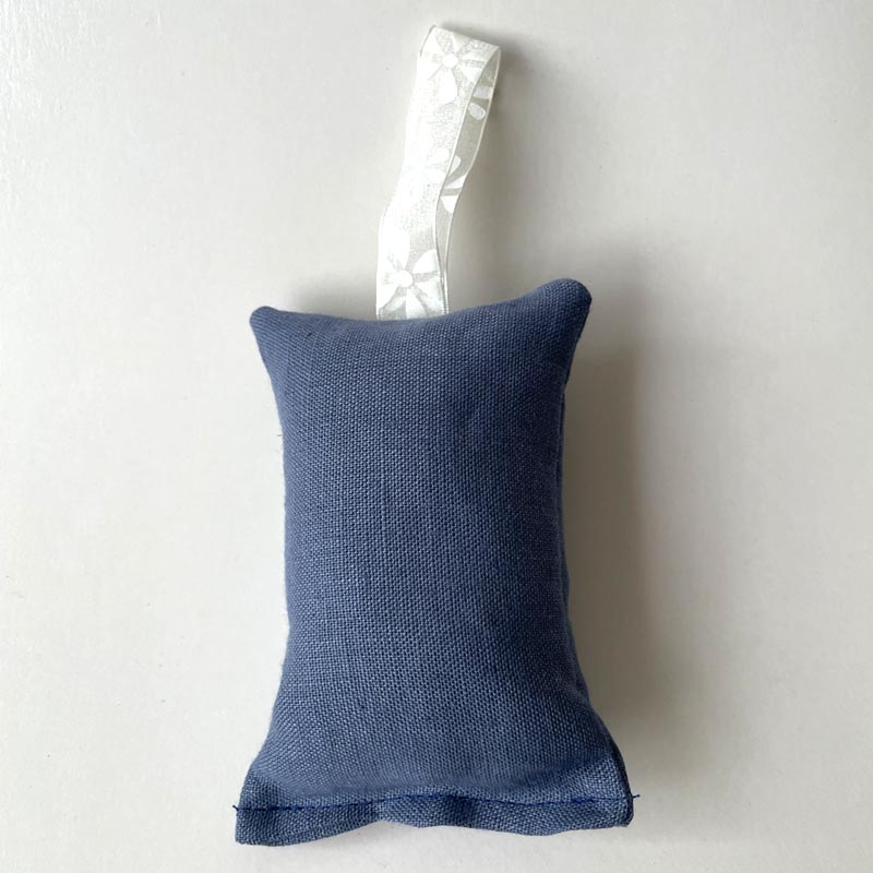 Hanging lavender bag blue